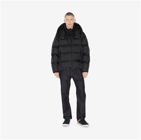 burberry 80063271|Detachable Sleeve Nylon Puffer Jacket in Black .